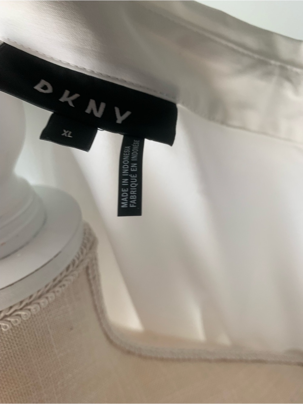Classic White Button-Front Peplum Blouse with Asymmetrical Design - Picture 5 of 7